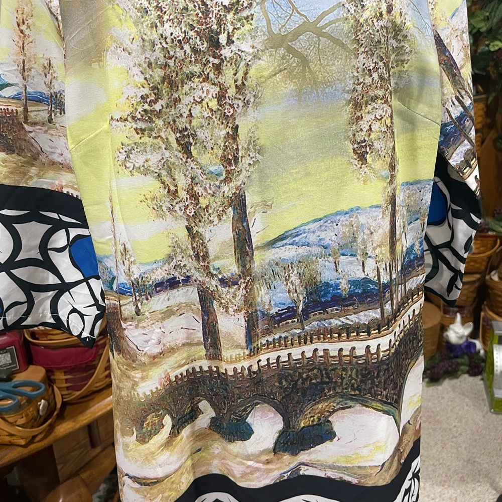 Catwalk Studio Dress - Picture 2 of 5